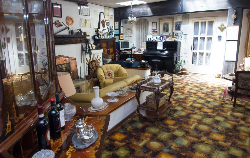 Bed & Breakfast Il Giardino Fiorito Masone Exterior photo