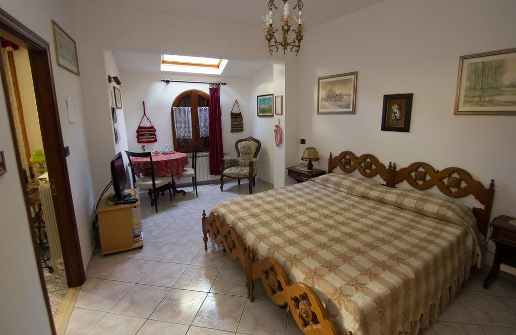 Bed & Breakfast Il Giardino Fiorito Masone Room photo